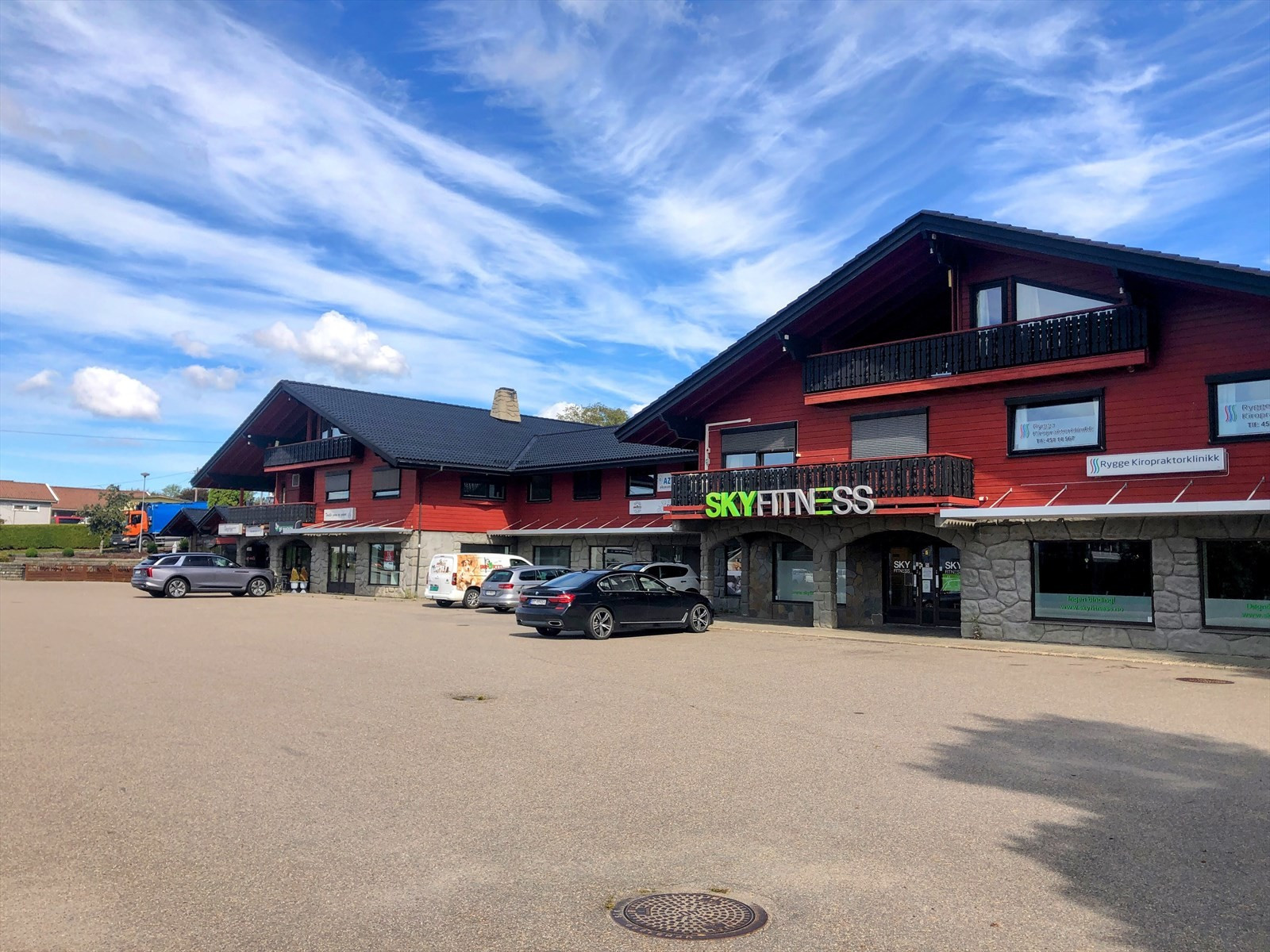 Read more about the article Tyrolerhuset – selve sentrumsbygget på Halmstad i Rygge